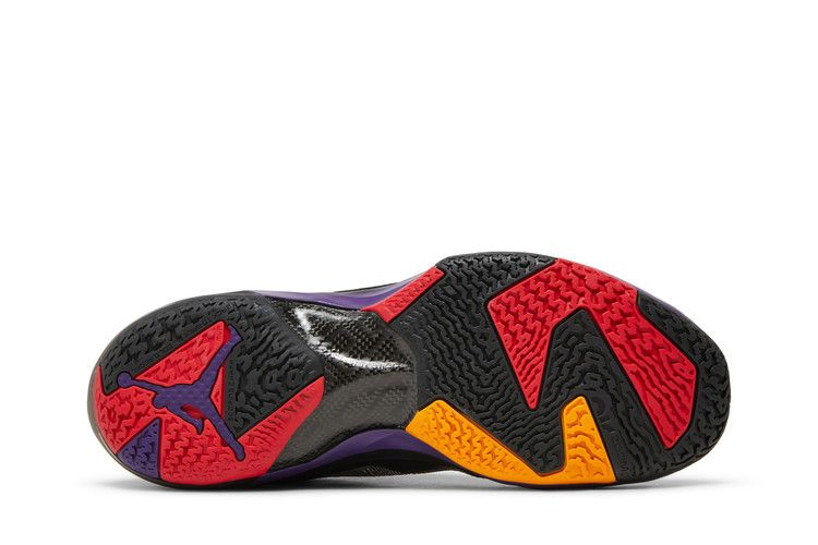 air-jordan-37-raptors-dd6958-065_03