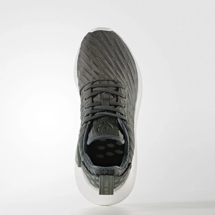 Krossovki-Adidas-Wmns-NMD_R2-Utility-Ivy-1