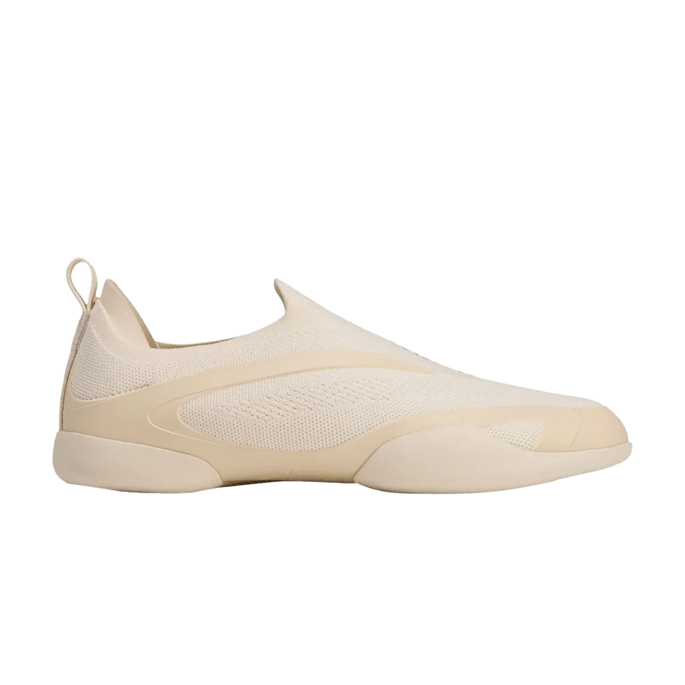 Krossovki-Stella-McCartney-x-adidas-Wmns-Taekwondo-Almond-Milk