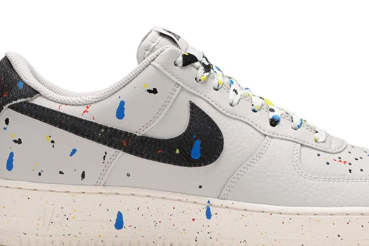 Кроссовки Nike Air Force 1 '07 LV8 'Paint Splatter - Light Bone'