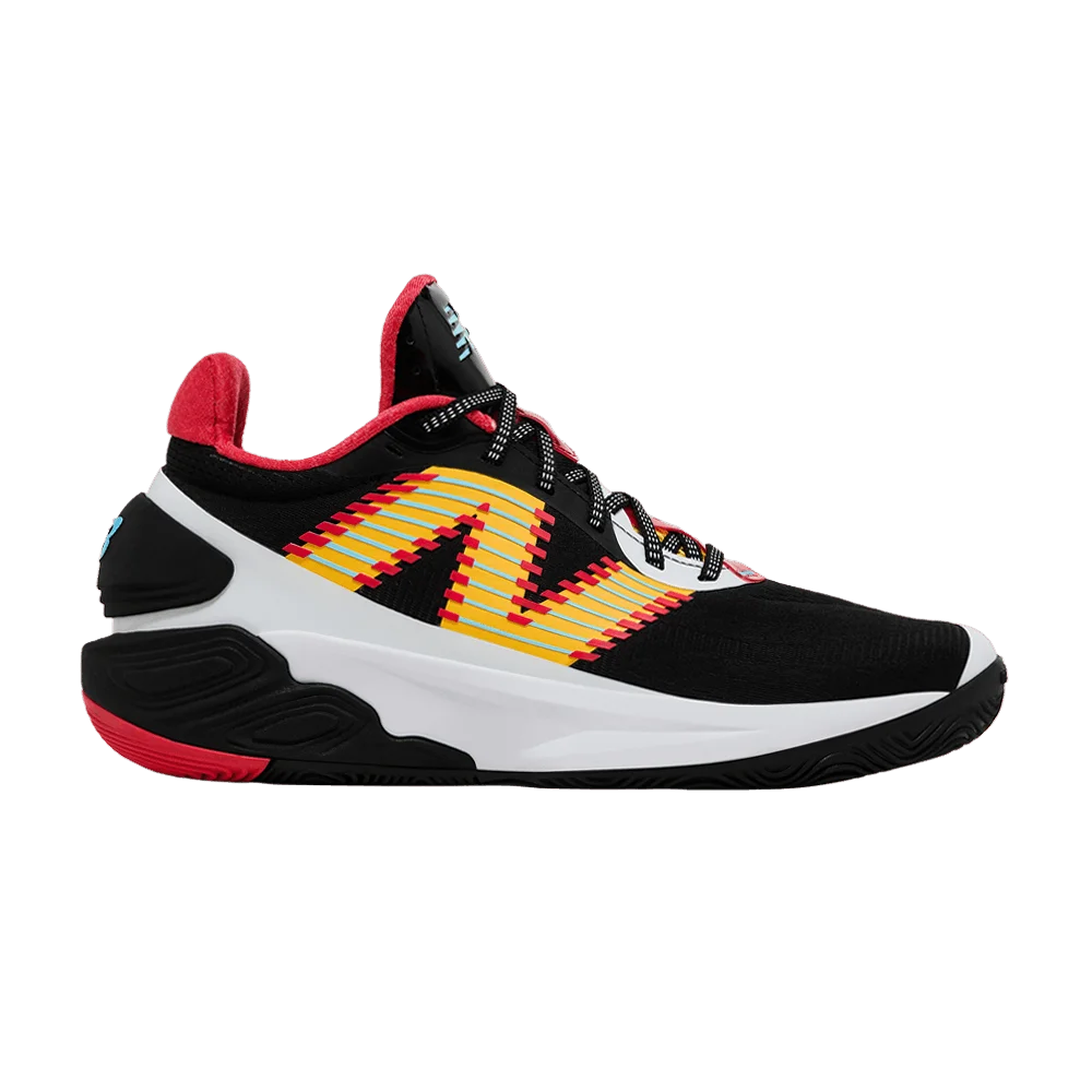 Krossovki-New-Balance-Two-WXY-V5-Black-Blast-Red