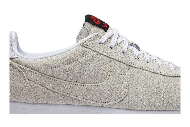 Кроссовки Stranger Things x Nike Classic Cortez QS 'Upside Down'