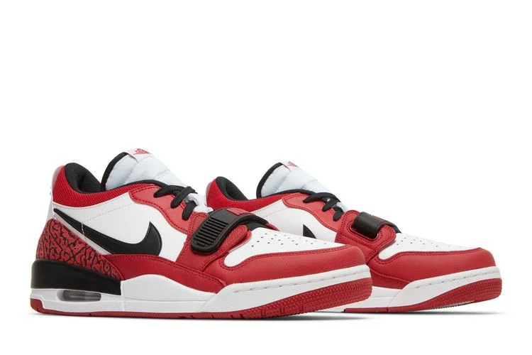 Krossovki-Air-Jordan-Legacy-312-Low-Chicago-Red-7