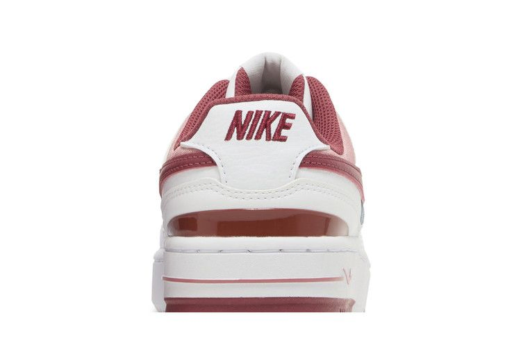 Кроссовки Nike Wmns Gamma Force 'Desert Berry'