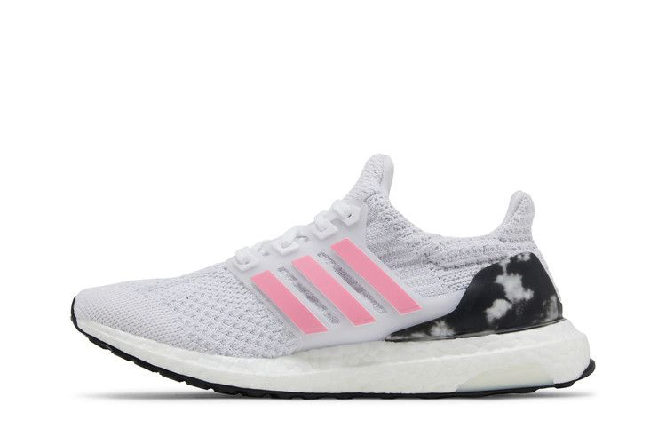 wmns-ultraboost-5-0-dna-white-dash-grey-hp2479_02