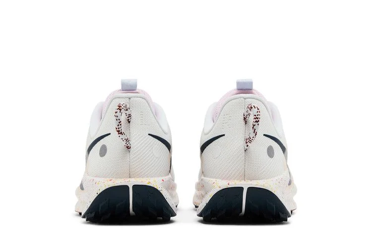 Кроссовки Nike Wmns Pegasus Trail 5 'Summit White Armory Navy'