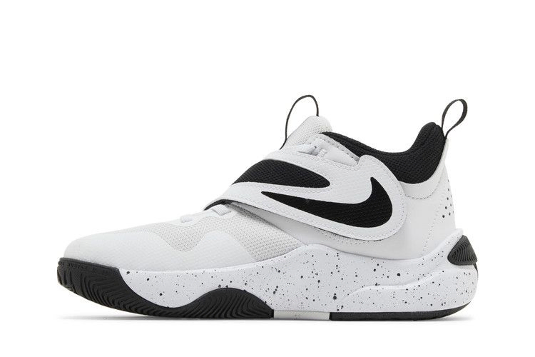 Кроссовки Nike Team Hustle D11 GS 'White Black'