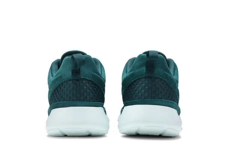 Krossovki-Nike-Roshe-One-Woven-Dark-Atomic-Teal-5