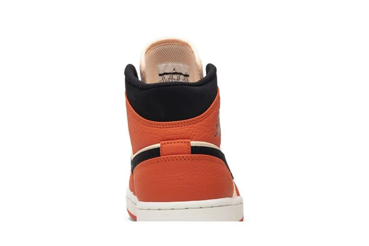 Кроссовки Air Jordan 1 Retro Mid SE 'Team Orange'