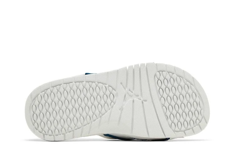 Krossovki-Air-Jordan-Hydro-4-Retro-Slide-GS-Military-Blue-3