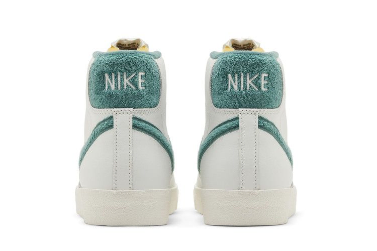 Кроссовки Nike Blazer Mid '77 Premium 'Resort & Sport'