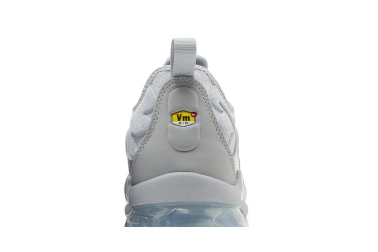 air-vapormax-plus-wolf-grey-2024-924453-005-24_06