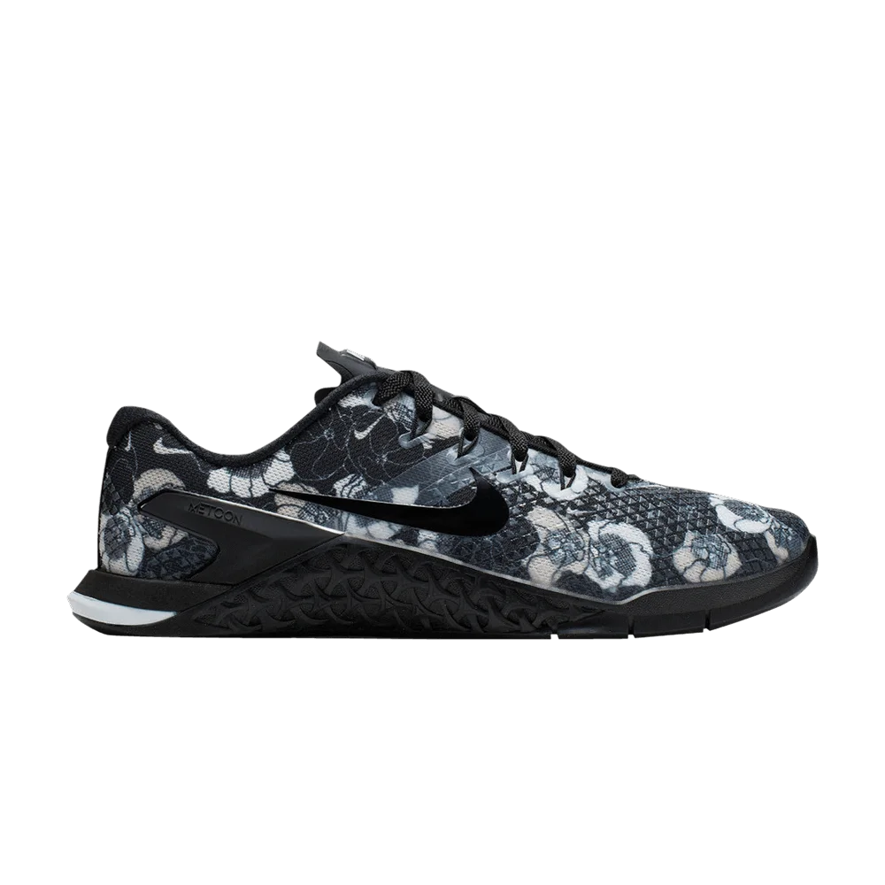 Krossovki-Nike-Wmns-Metcon-4-XD-Premium-Floral-Print
