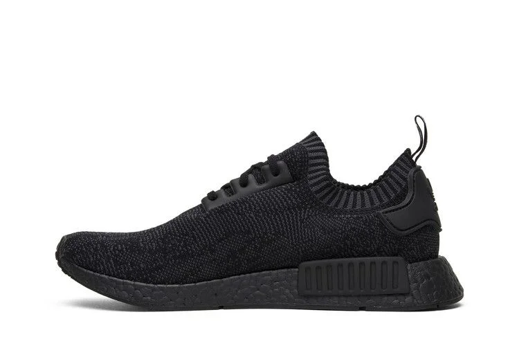 Кроссовки adidas NMD_R1 'Pitch Black'