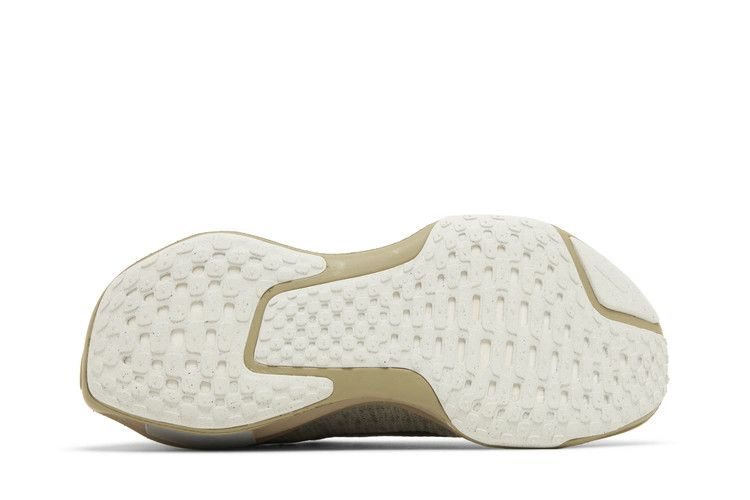 zoomx-invincible-3-dark-stucco-fz3654-053_03