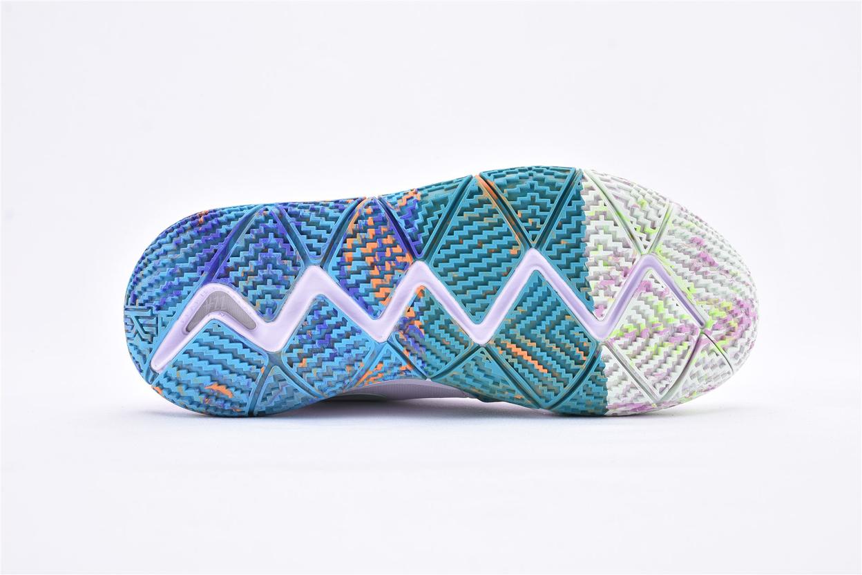 Кроссовки Nike Kyrie 4 90s Decades Pack