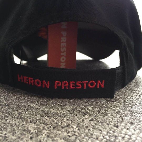 Кепка Heron Preston Black And Red Embroidered Logo Cap