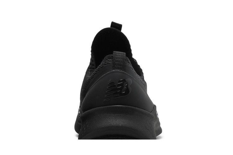 Кроссовки New Balance Fresh Foam LAZR Hyposkin 'Black'