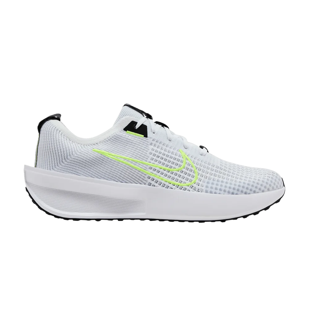 Krossovki-Nike-Interact-Run-White-Volt