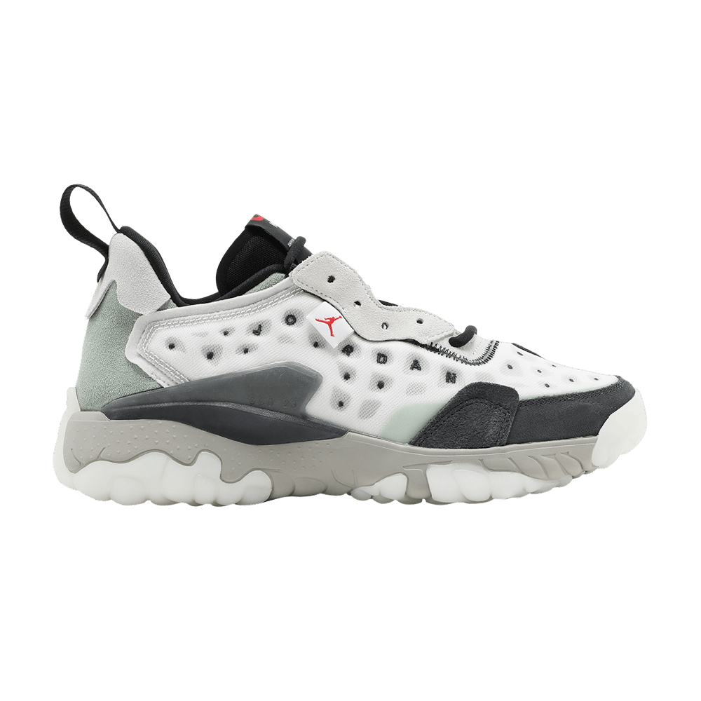 jordan-delta-2-lightning-cv8121-003