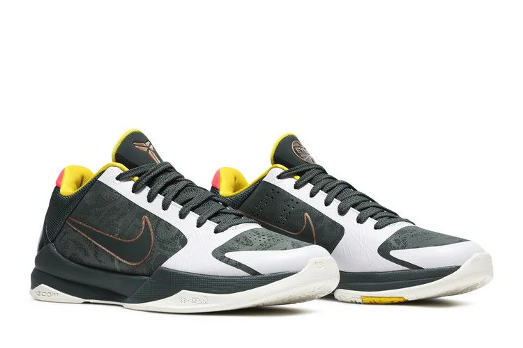 Krossovki-Nike-Zoom-Kobe-5-Protro-EYBL-7