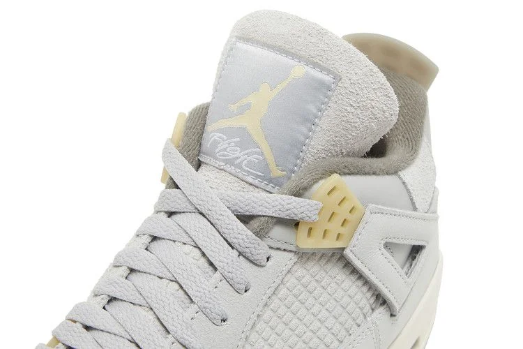 Krossovki-Air-Jordan-4-Retro-SE-Craft-Photon-Dust-8