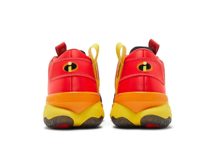 Кроссовки Pixar x adidas Dame 8 'Mr. Incredible'