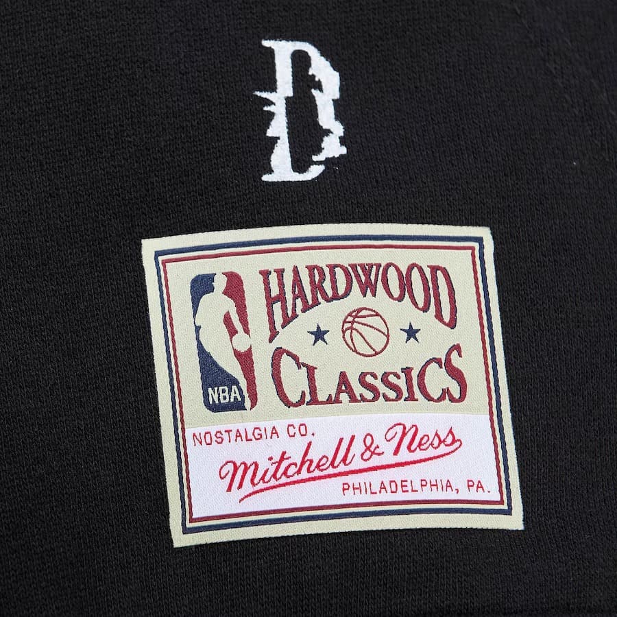 Худи Mitchell & Ness Black New Jersey Nets SUGA Glitch Pullover Hoodie