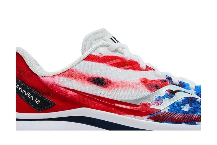 Krossovki-Saucony-Wmns-Kinvara-12-Stars-Stripes-1
