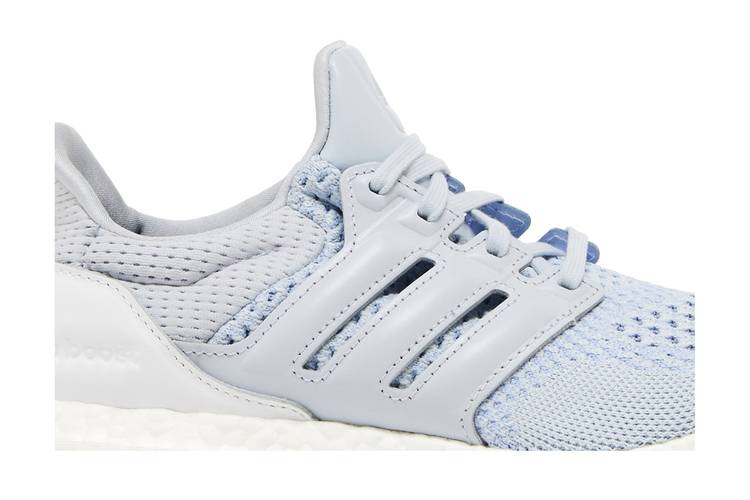 wmns-ultraboost-1-0-halo-blue-hq2196_01
