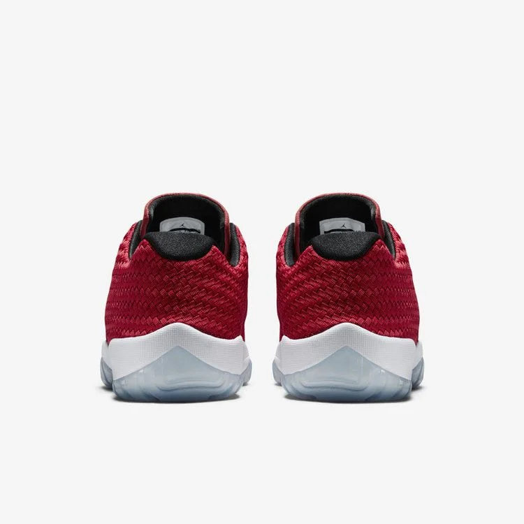 Krossovki-Air-Jordan-Future-Low-Gym-Red-White-1
