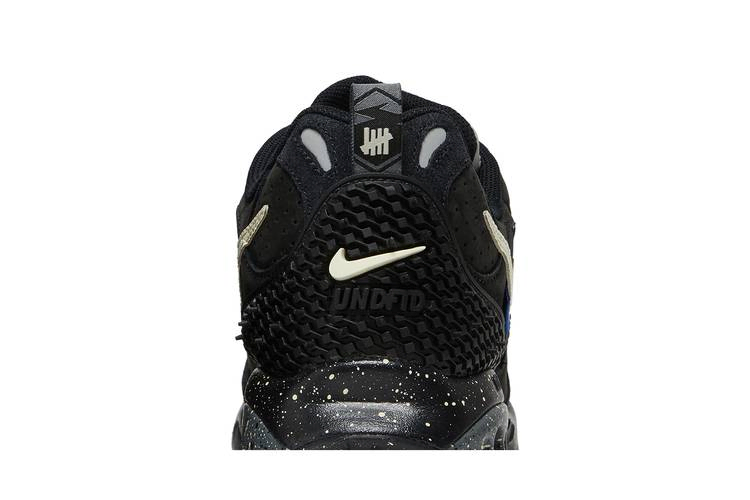 Кроссовки Undefeated x Nike Air Terra Humara 'Black'