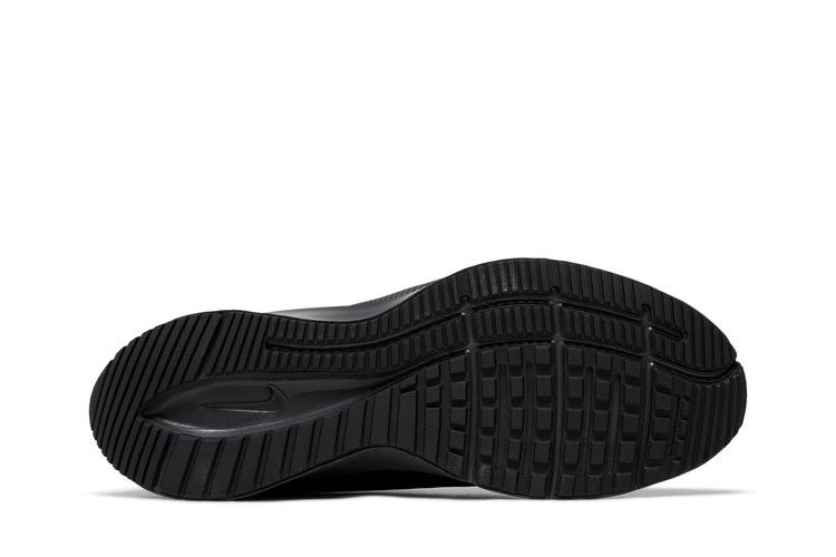 Кроссовки Nike Quest 4 'Black Metallic Gold'