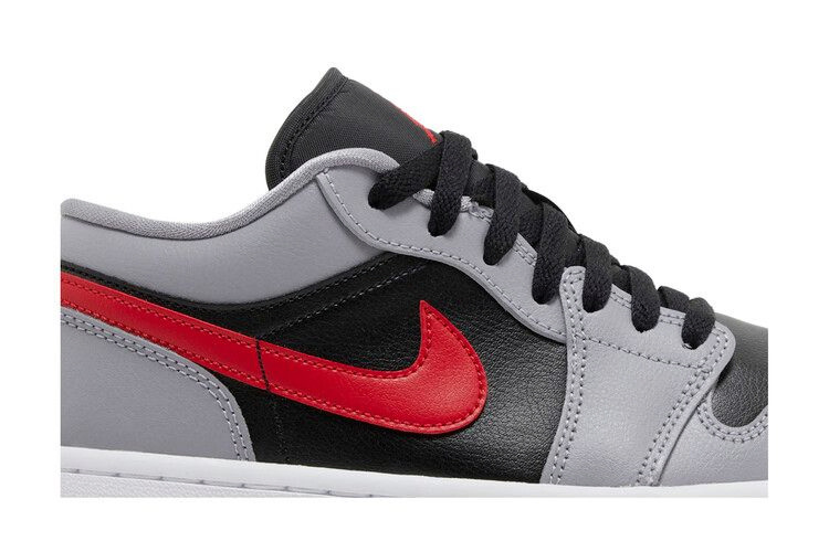 Кроссовки Wmns Air Jordan 1 Low 'Cement Fire Red'