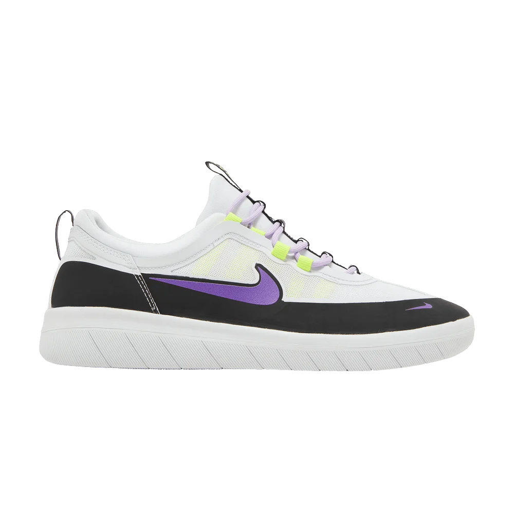 Krossovki-Nike-Nyjah-Free-2-SB-Black-White-Wild-Berry