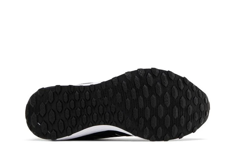 Krossovki-New-Balance-Fresh-Foam-650-Bungee-Lace-Top-Strap-Big-Kid-Black-Metallic-Silver-3