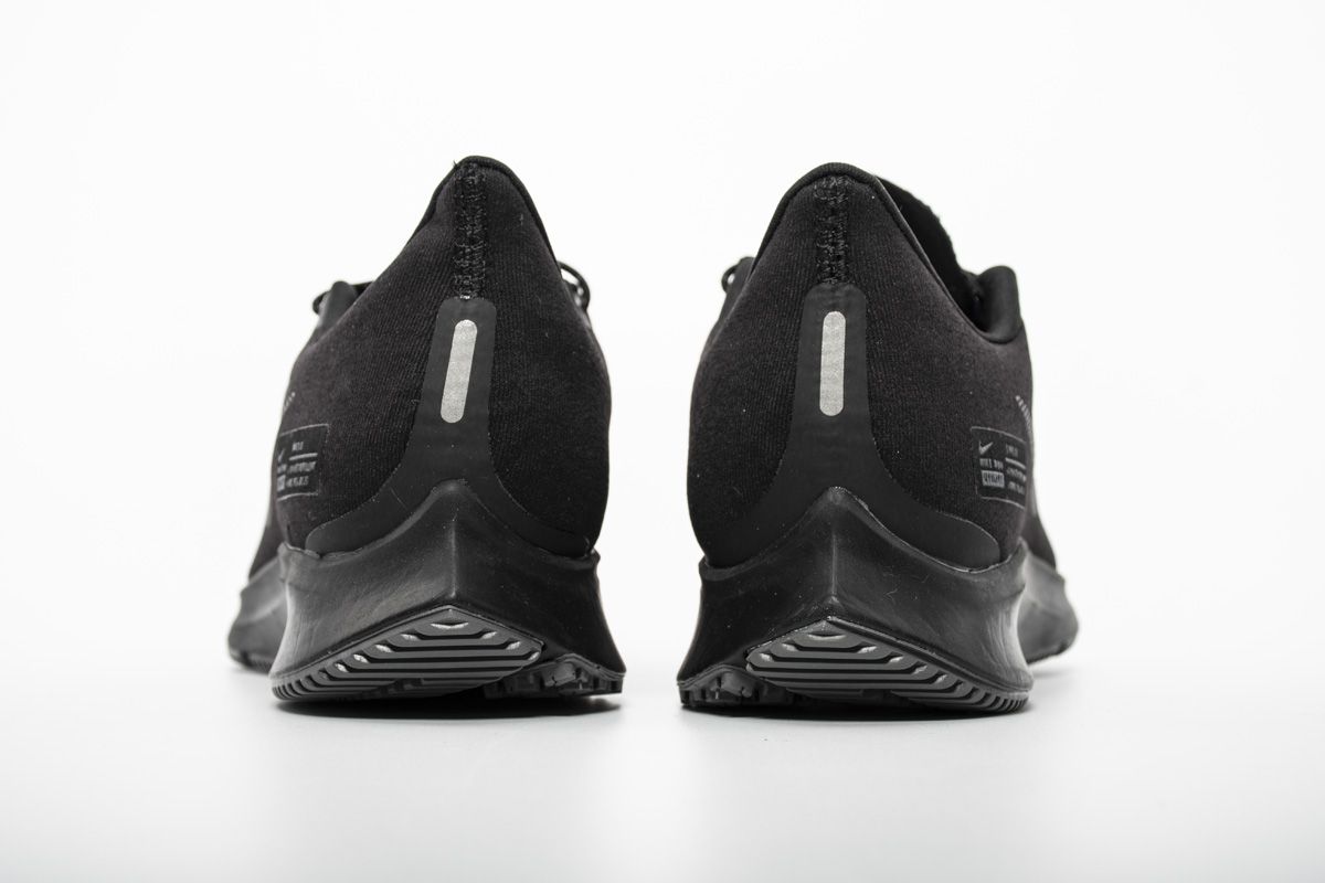Кроссовки Nike Air Zoom Pegasus 35 Shield 'Triple Black'