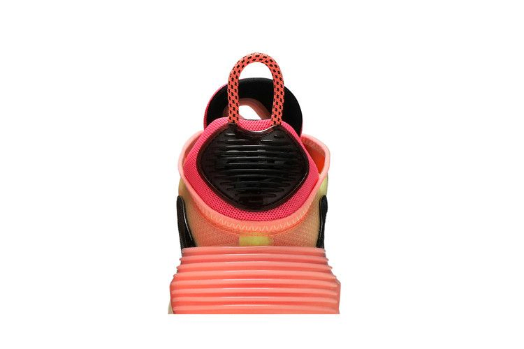 wmns-air-max-2090-neon-highlighter-ct1290-700_06