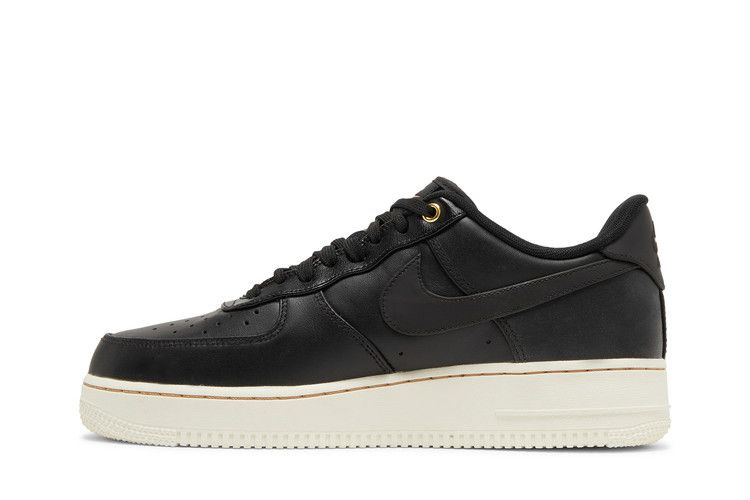 Кроссовки Nike Air Force 1 Premium 'Black Pack'