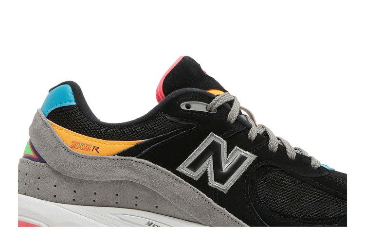 Кроссовки DTLR x New Balance 2002R 'Masquerade'