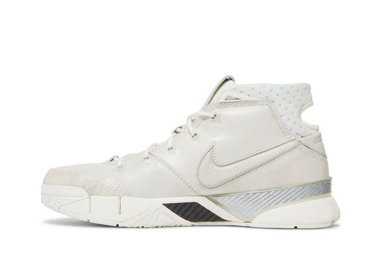 Кроссовки Nike Zoom Kobe 1 'Fade To Black'