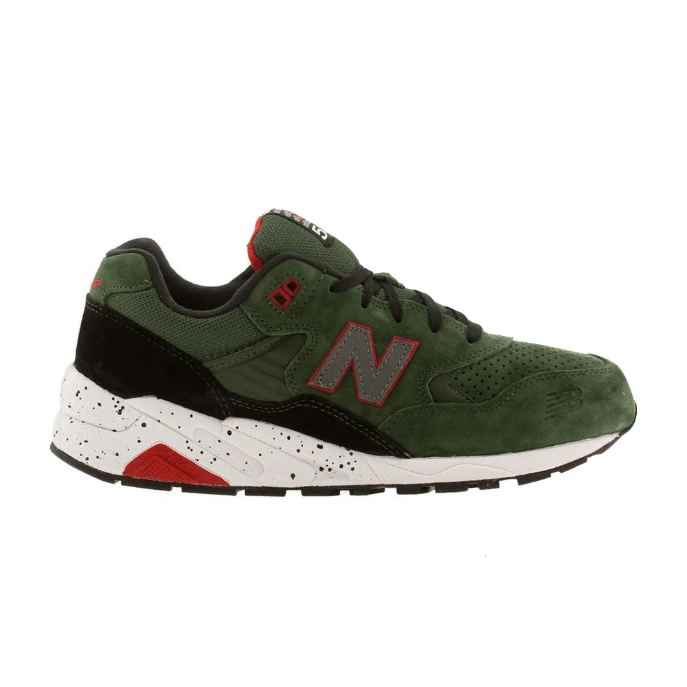 Krossovki-New-Balance-580-Halloween-Elite-Edition