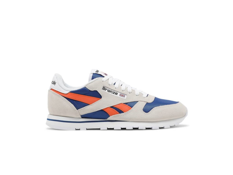 Bronze-56K-x-Reebok-Classic-Leather-New-York-Knicks-1