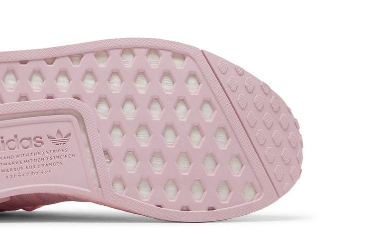 wmns-nmd_r1-clear-pink-hq8862_04