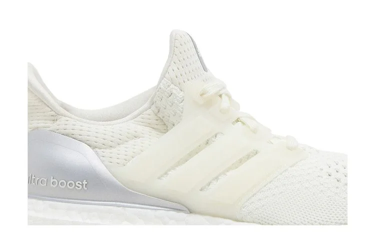 Кроссовки Adidas Wmns UltraBoost 1.0 'Off White Gum'