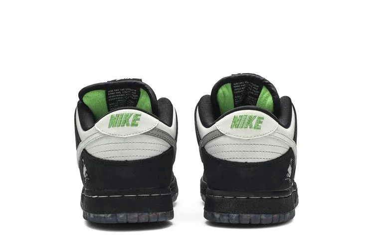 Krossovki-Jeff-Staple-x-Nike-Dunk-Low-Pro-SB-Panda-Pigeon-Laser-Etched-5