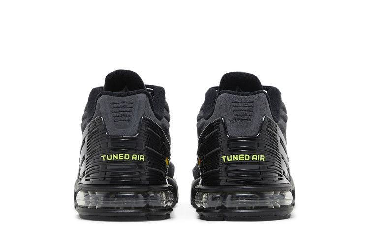 Кроссовки Nike Air Max Plus 3 'Anthracite Volt'