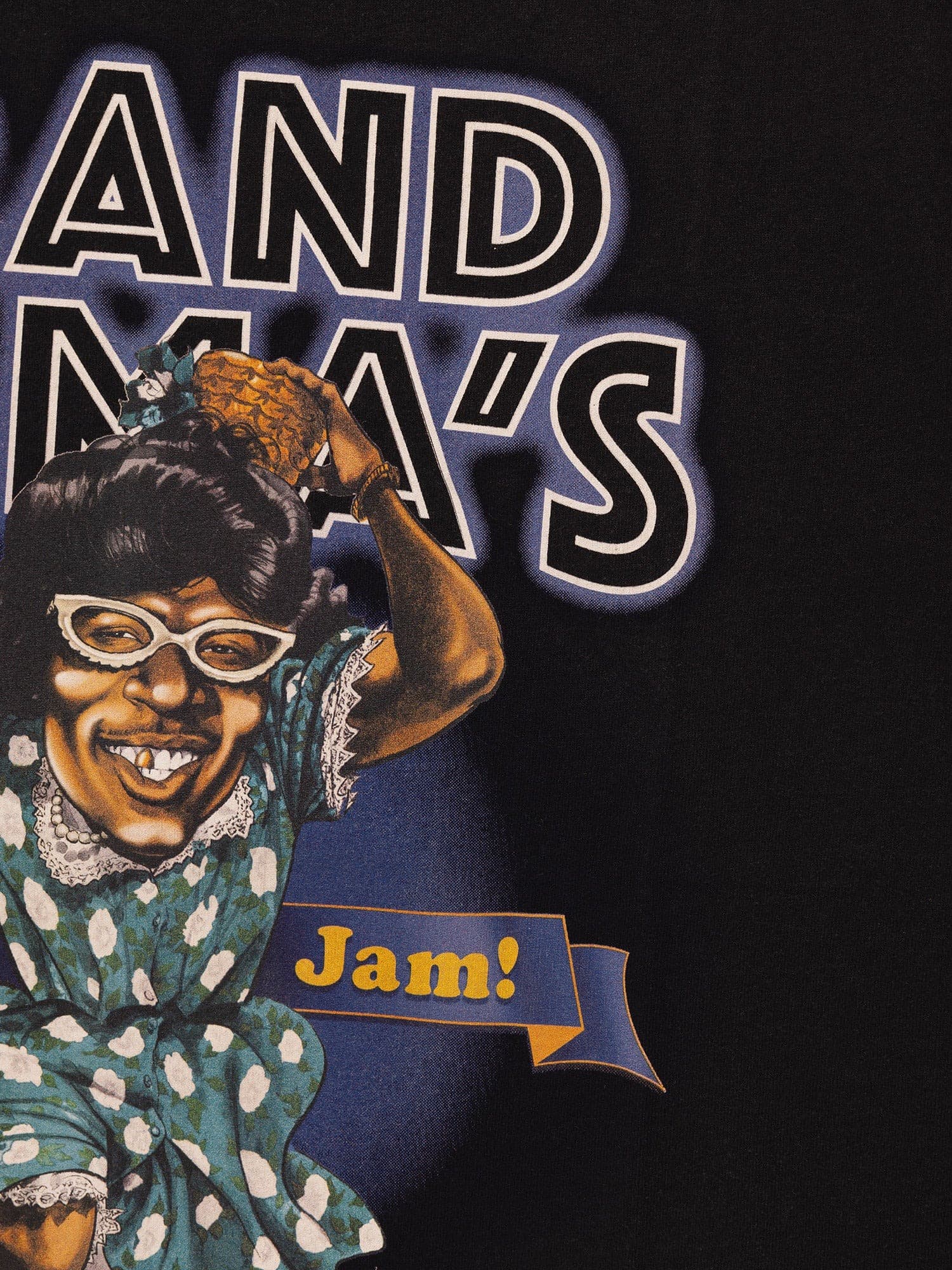 Mitchell-Ness-Larry-Johnson-Charlotte-Hornets-Grandmama-Vintage-NBA-T-Shirt-3