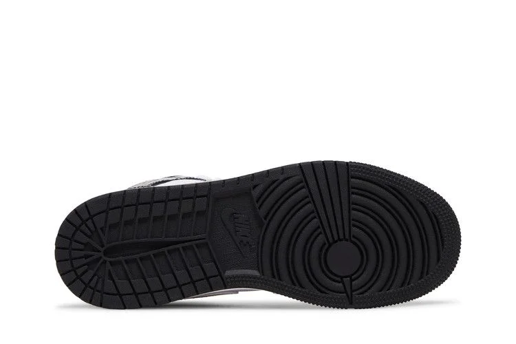 Krossovki-Air-Jordan-1-Mid-Patent-SE-GS-Black-Gold-3