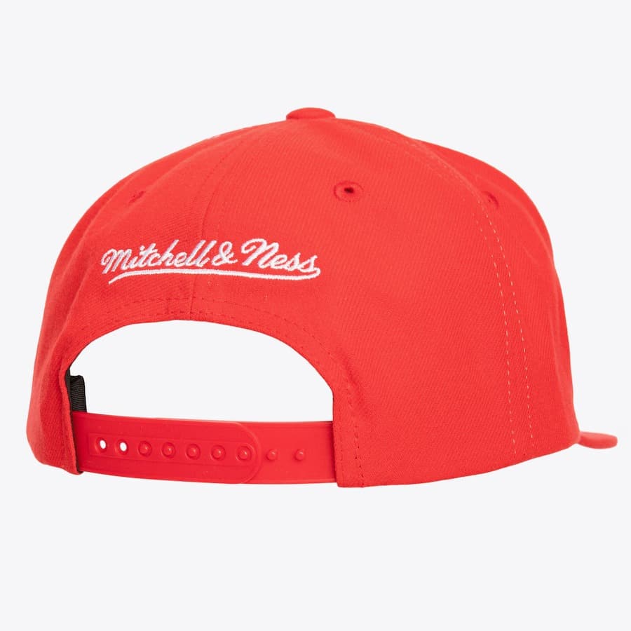 Mitchell-Ness-Red-Detroit-Red-Wings-Day-4-Snapback-Hat-1